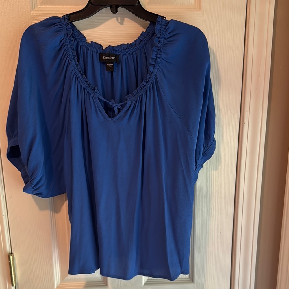 Karen Kane Blue Ruched Short Sleeve Blouse